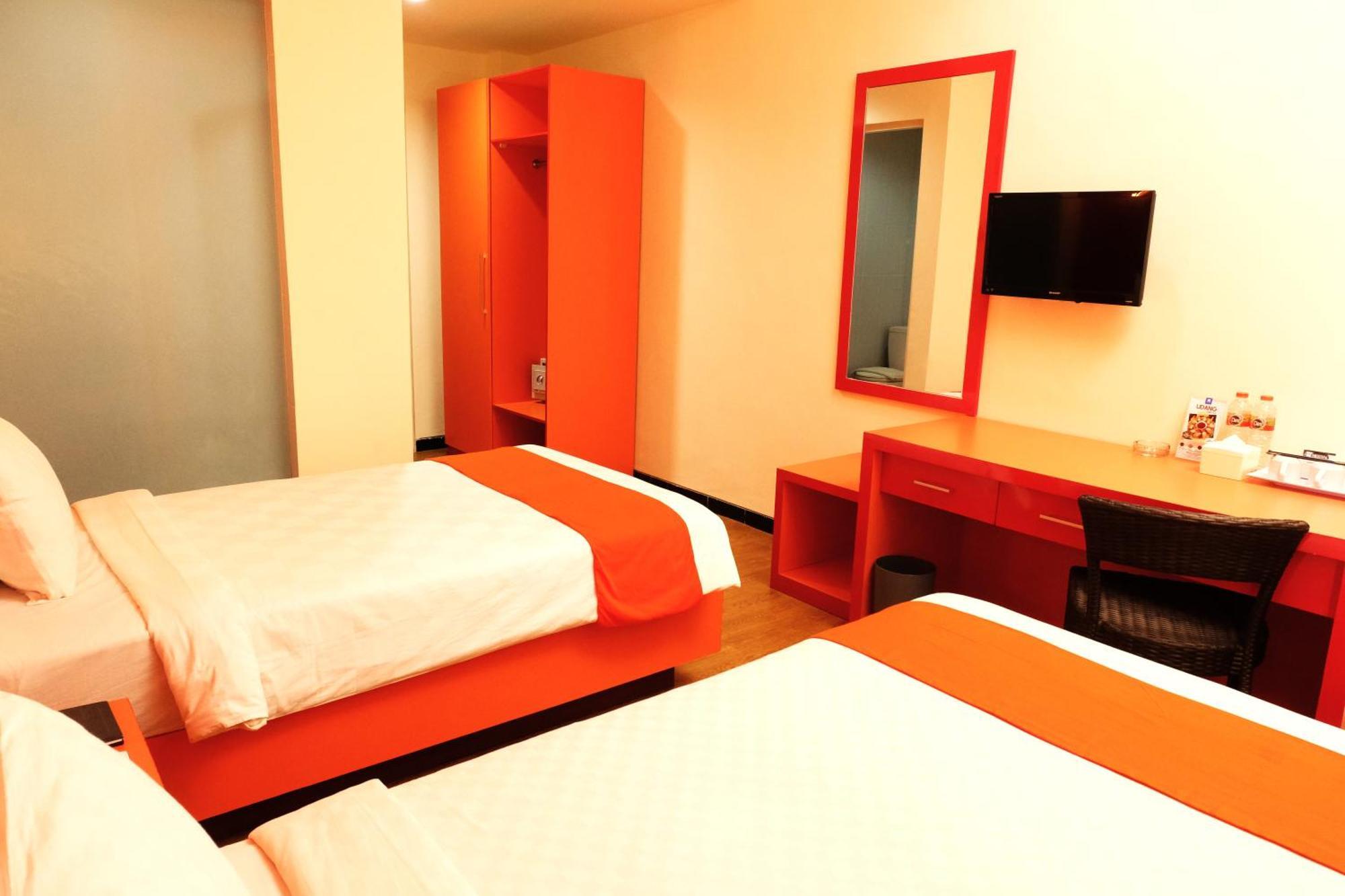 Halogen Hotel Airport Surabaya Sidoarjo Zewnętrze zdjęcie