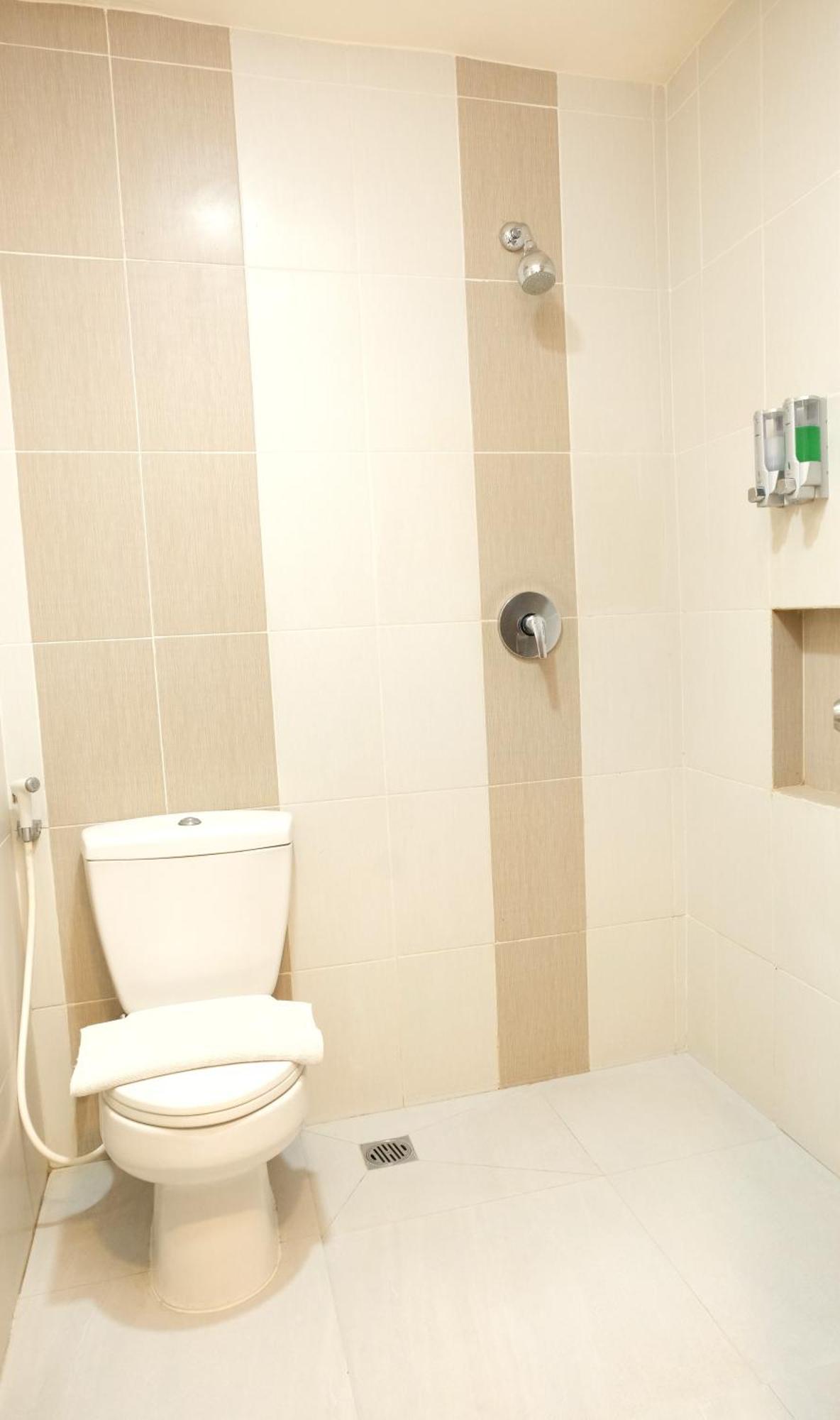 Halogen Hotel Airport Surabaya Sidoarjo Zewnętrze zdjęcie