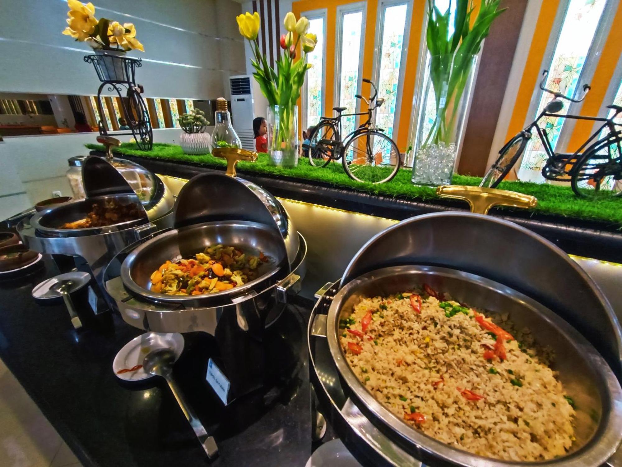 Halogen Hotel Airport Surabaya Sidoarjo Zewnętrze zdjęcie