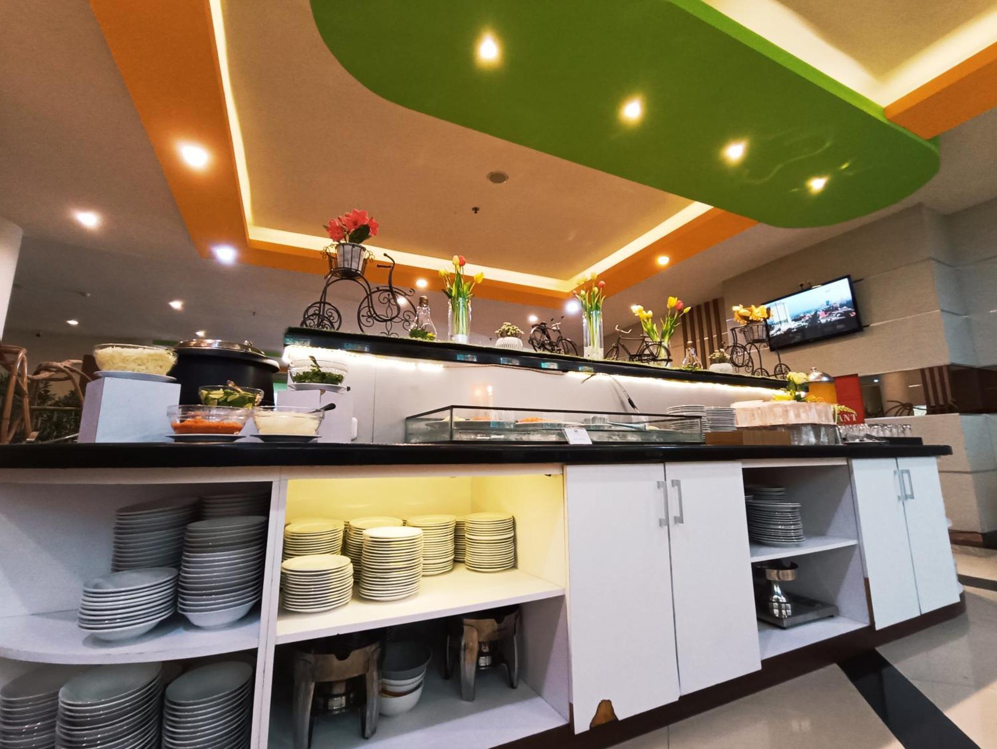 Halogen Hotel Airport Surabaya Sidoarjo Zewnętrze zdjęcie