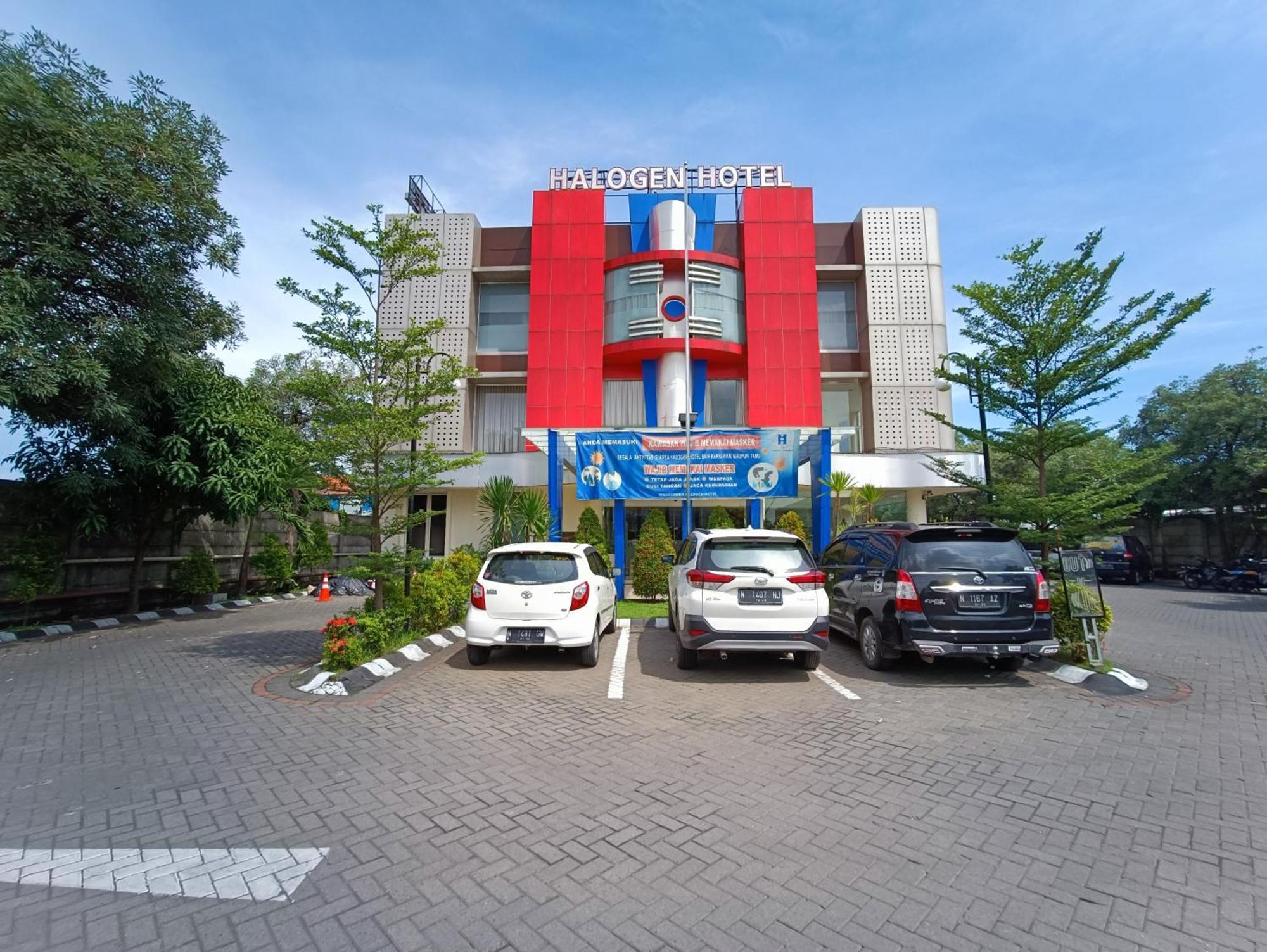 Halogen Hotel Airport Surabaya Sidoarjo Zewnętrze zdjęcie